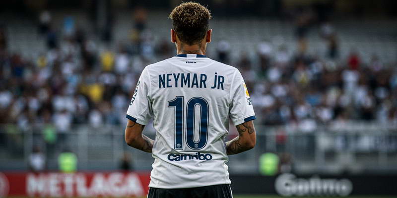 Neymar está de volta: camisa 10 do Santos deve enfrentar o Fluminense